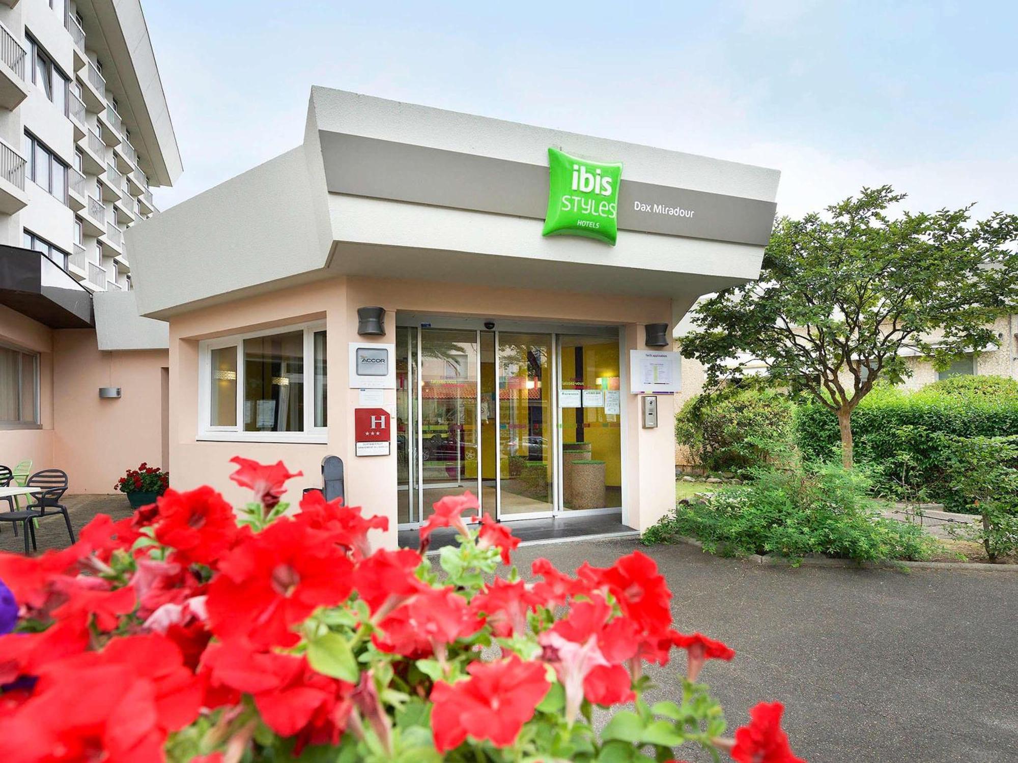 Hotel Ibis Styles Dax Centre Zewnętrze zdjęcie