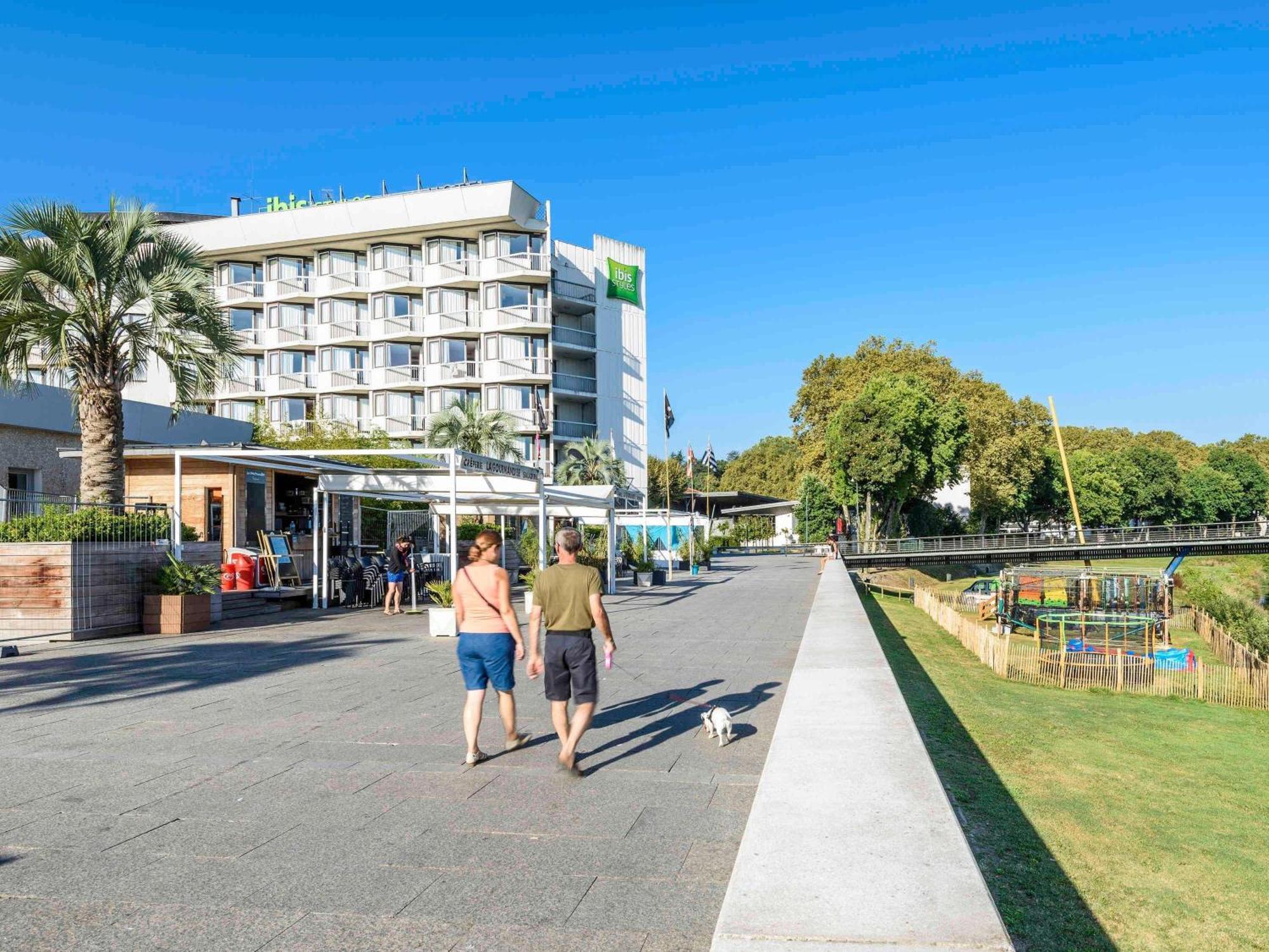 Hotel Ibis Styles Dax Centre Zewnętrze zdjęcie