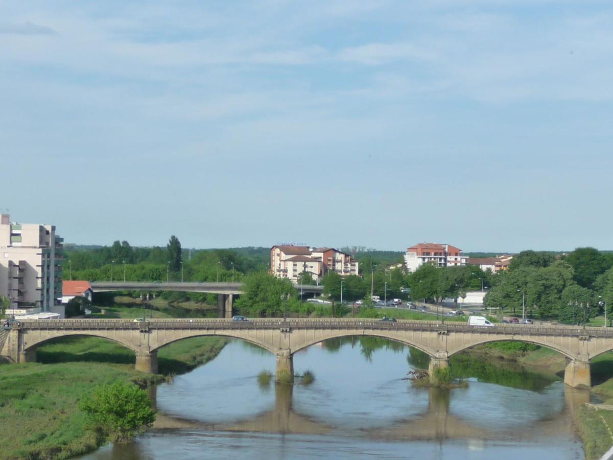 Hotel Ibis Styles Dax Centre Zewnętrze zdjęcie